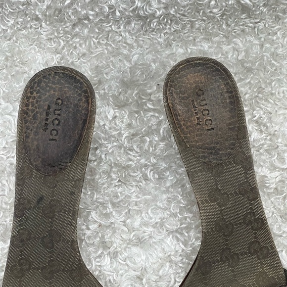 Gucci Leather and GG Canvas Slide Sandals Heels - Picture 2 of 10